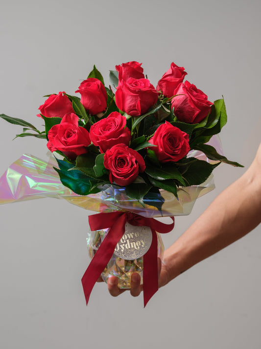 Sweetie Pie Roses In Vase